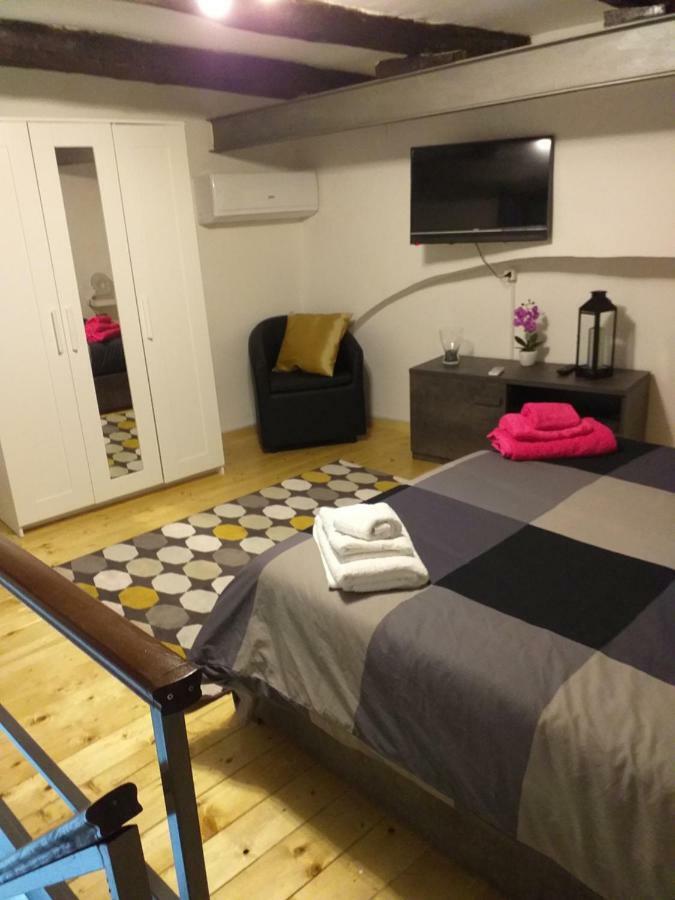 Apartmán Sasy Jr House Via San Mattia 72 Neapol Exteriér fotografie