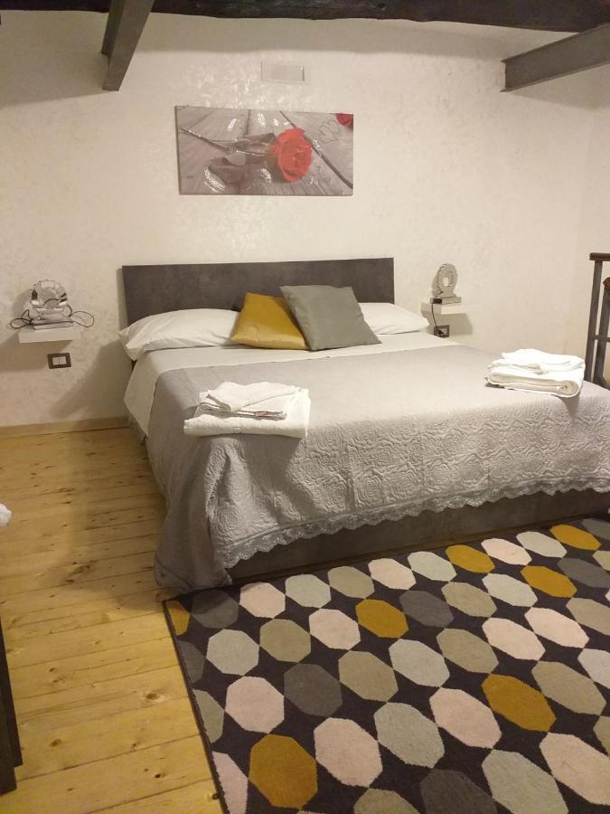 Apartmán Sasy Jr House Via San Mattia 72 Neapol Exteriér fotografie