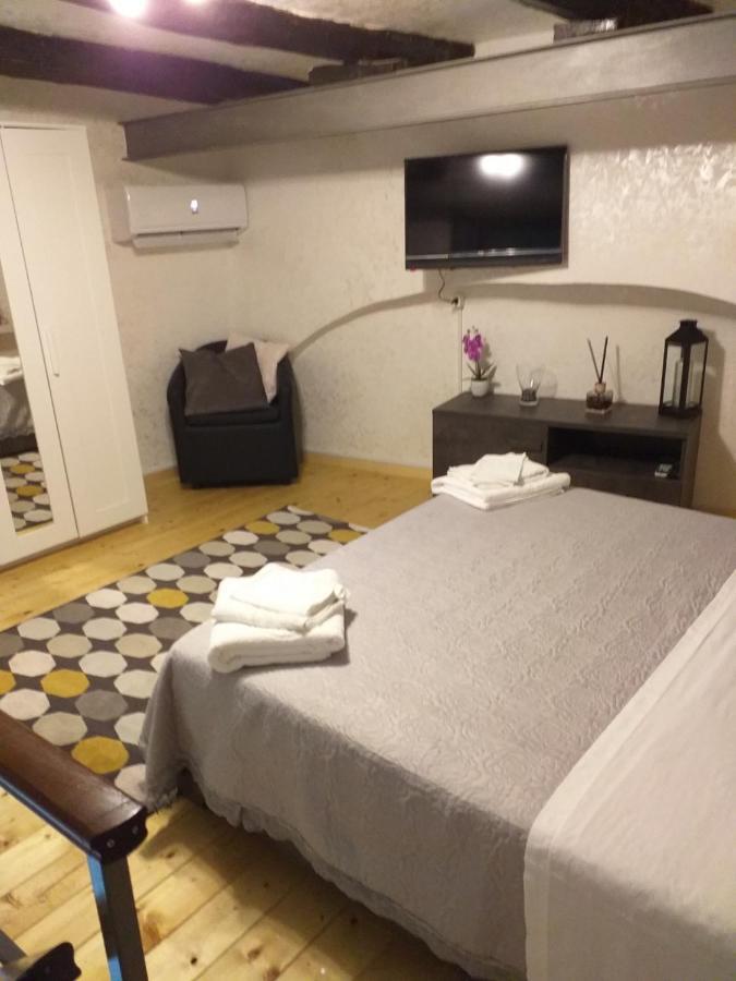 Apartmán Sasy Jr House Via San Mattia 72 Neapol Exteriér fotografie
